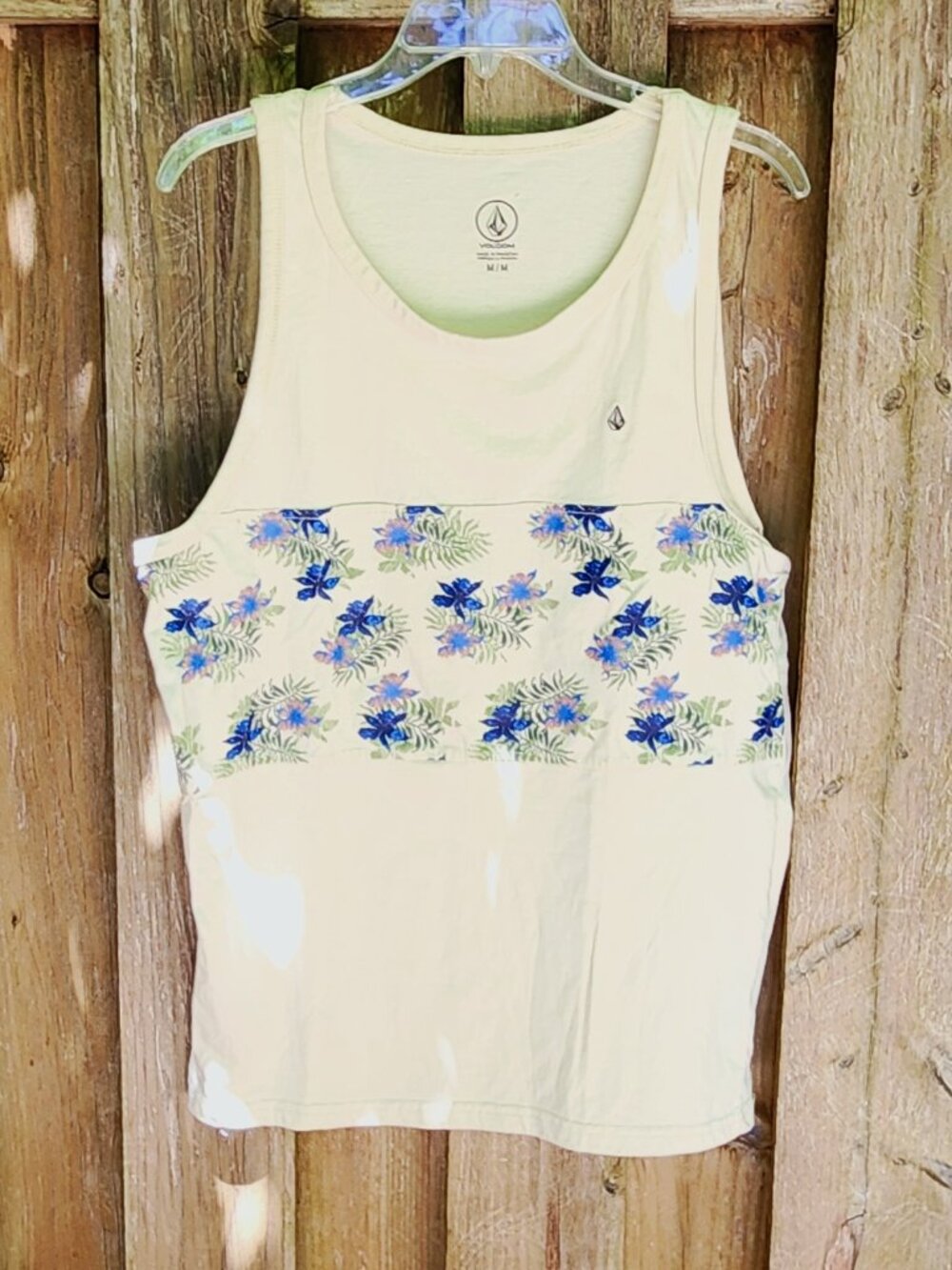 EUC Men's Volcom Medium Tank top - Hawaiian style